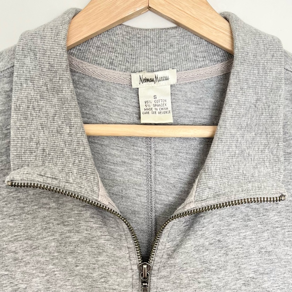 Neiman Marcus Women's Gray Full-Zip Sweatshirt Size S Elevated Basic Comfy Lux - Picture 3 of 4